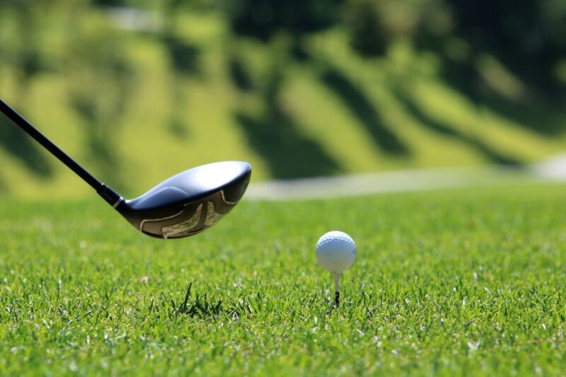 覚えておきたいゴルフのルール ティショットがobだと思って暫定球を打ったら最初のボールが見つかった S T Golf